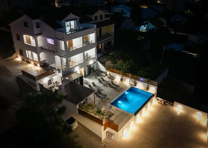 Apartment Paladium *