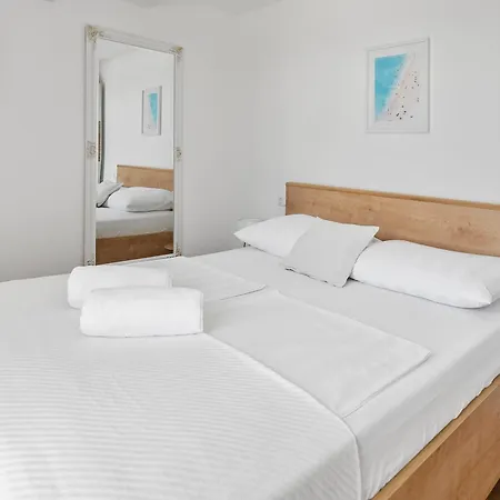 Paladium شقة تروغير