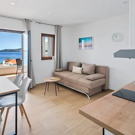 Paladium Apartman *